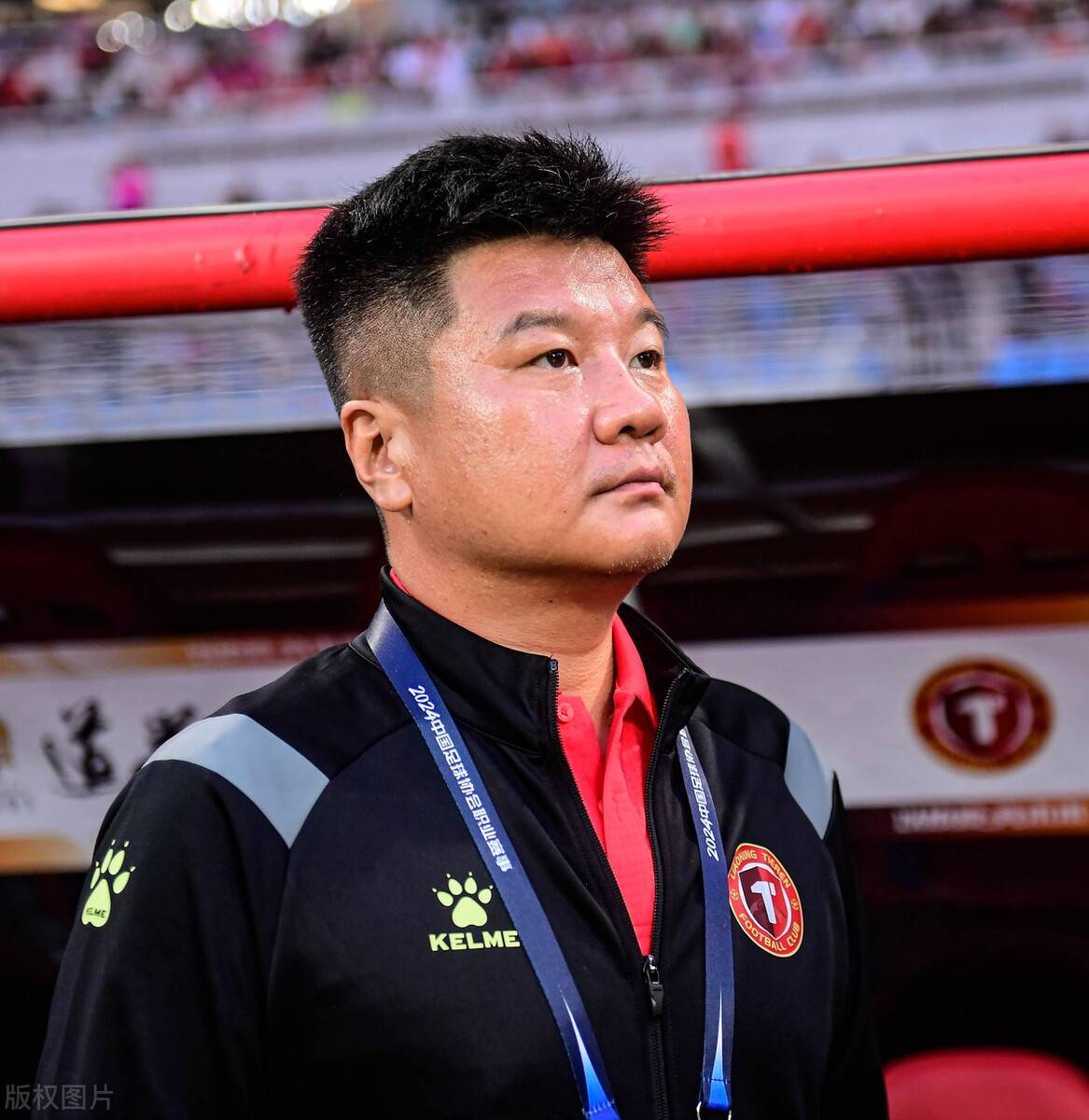 佛罗伦萨沉寂许久，新帅上任迎来三连胜