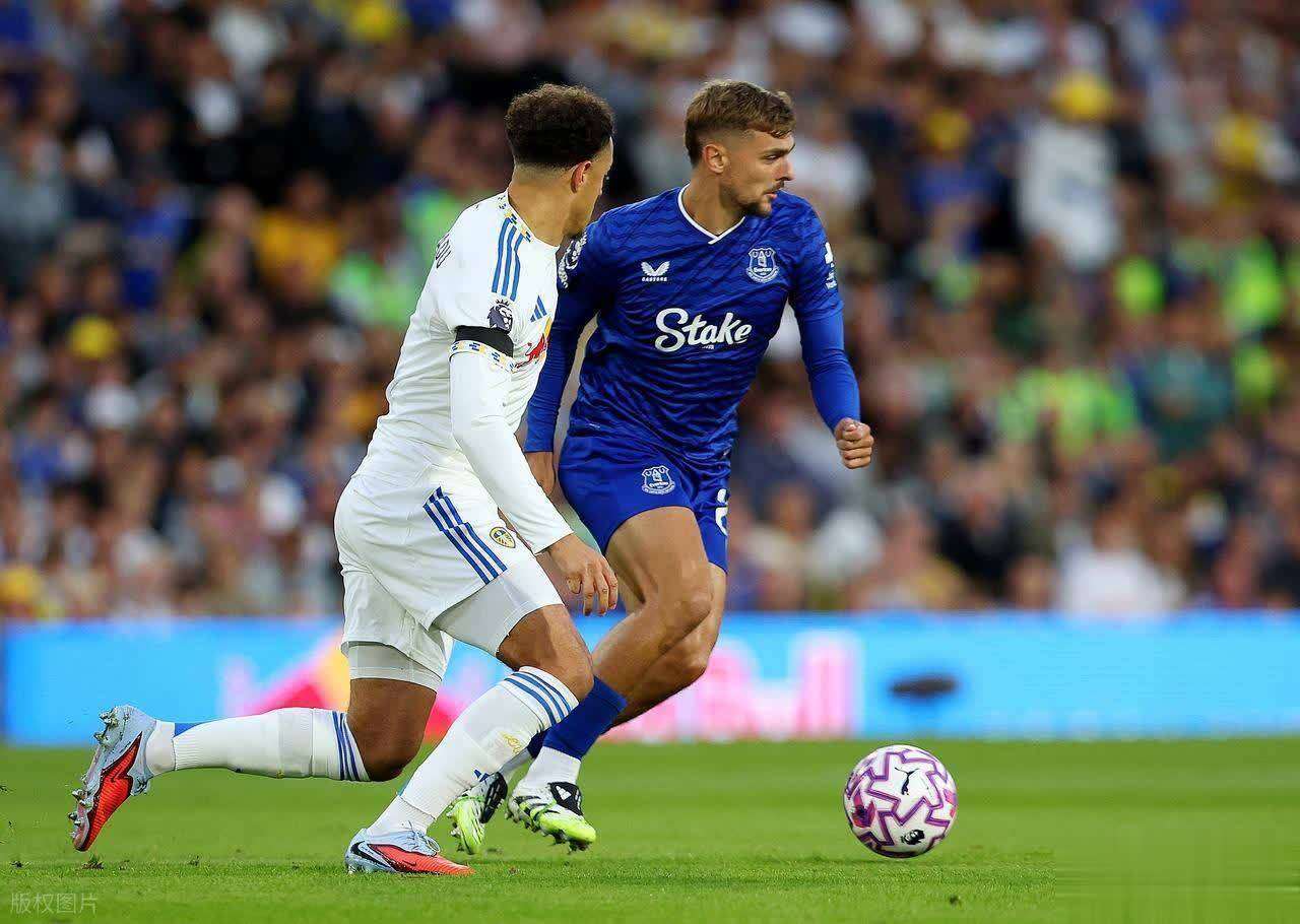 威廉希尔app-英超焦点战报曼城实力碾压对手取得胜利