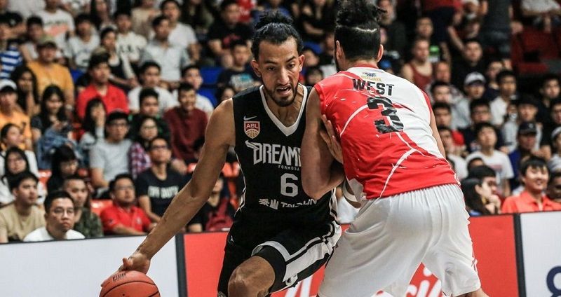 湖南宝岛队加强训练备战下一场比赛