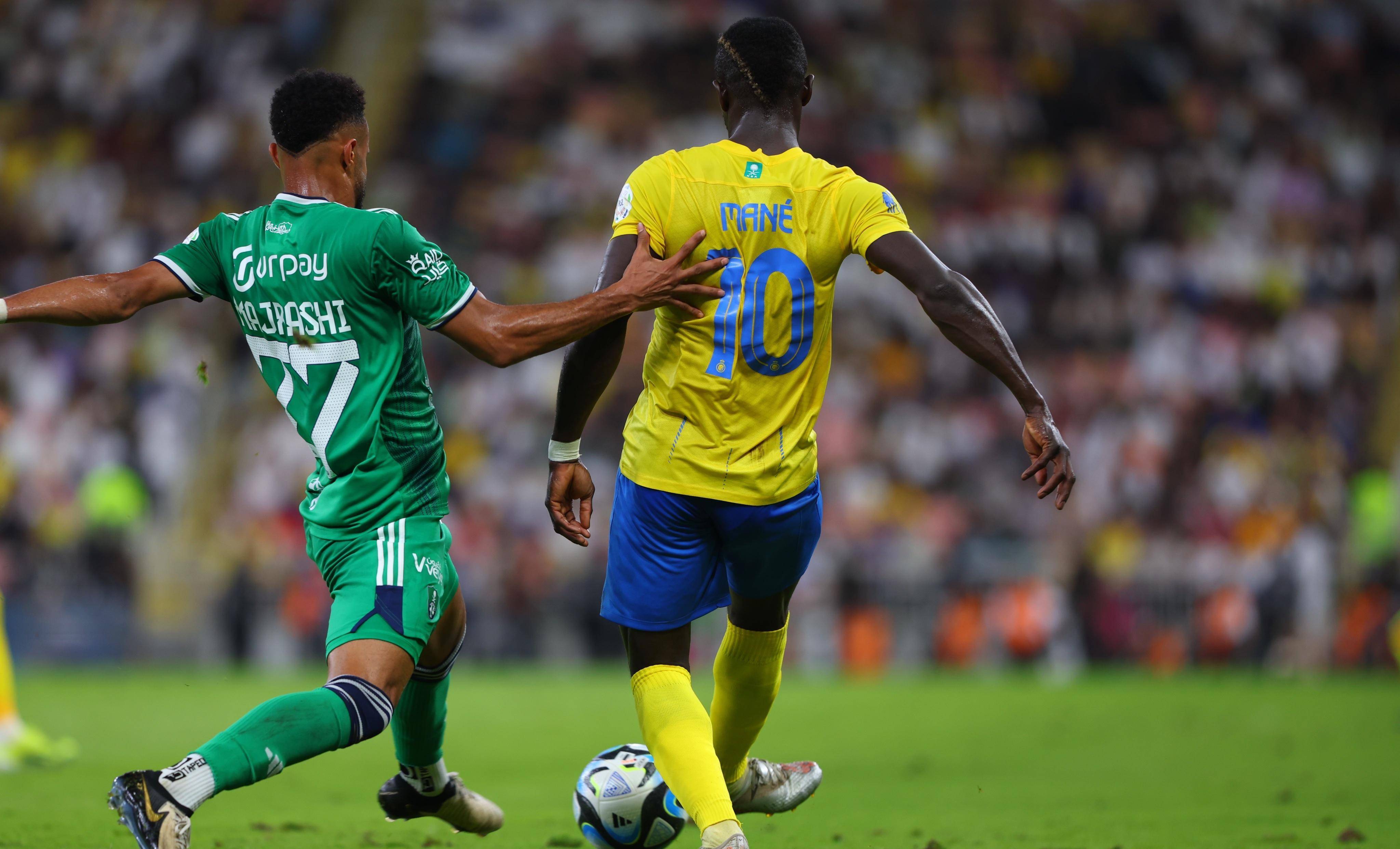 皇马锁定胜利，队伍表现抢眼无一败绩！