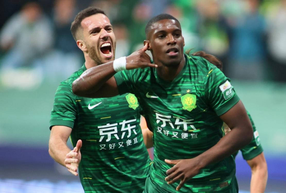 中超赛场上精彩瞬间大放异彩 中超赛场上精彩瞬间大放异彩