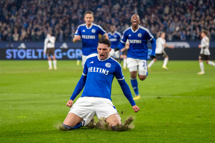 沙尔克球员伤愈归队,全员备战 沙尔克球员伤愈归队,全员备战